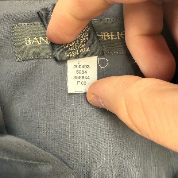 Vintage Banana Republic Shirt Mens Large Gray Camp Loop Collar Pocket Safari Y2K - Picture 6 of 9